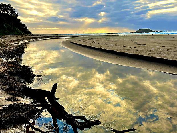 Photo 49 for Secluded Beachfront Haven with Wildlife & Sunsets Tranquilo Beach House