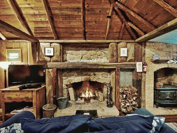 Photo 4 for Romantic and Cosy in The Village