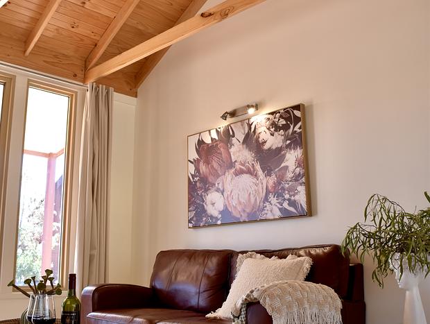 Photo 3 for Boutique Vineyard Cottage - Lina