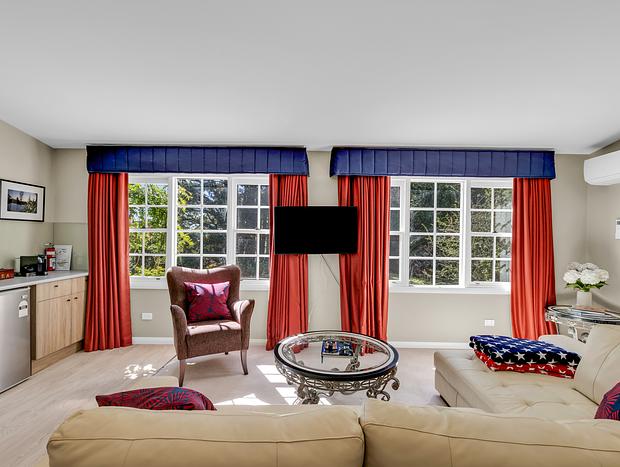 Photo 12 for Dennarque Estate - Camellia Lodge, Mount Wilson