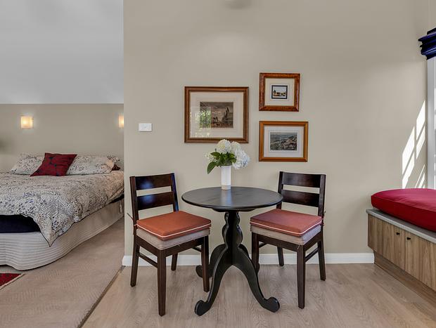 Photo 9 for Dennarque Estate - Camellia Lodge, Mount Wilson
