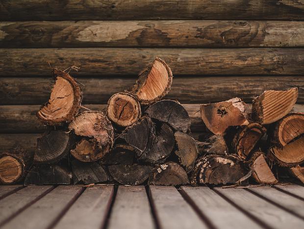 Photo 18 for Cosy Cabin, Campfires & Magical Caves