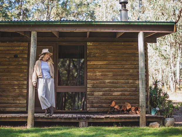 Photo 17 for Cosy Cabin, Campfires & Magical Caves