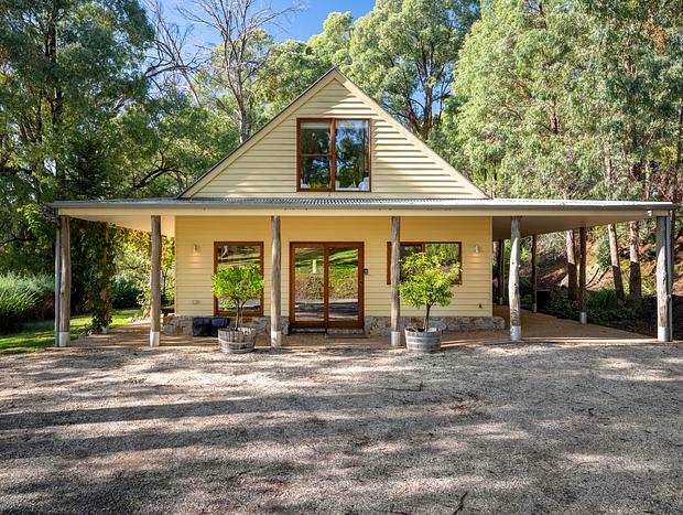 Photo 4 for Centenary Heights