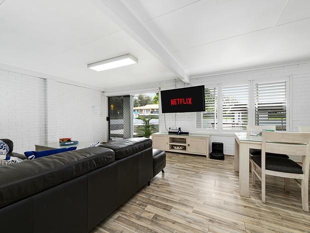 Photo 16 for Skyes Beach House - 2 Spas, Sauna, Arcade Games