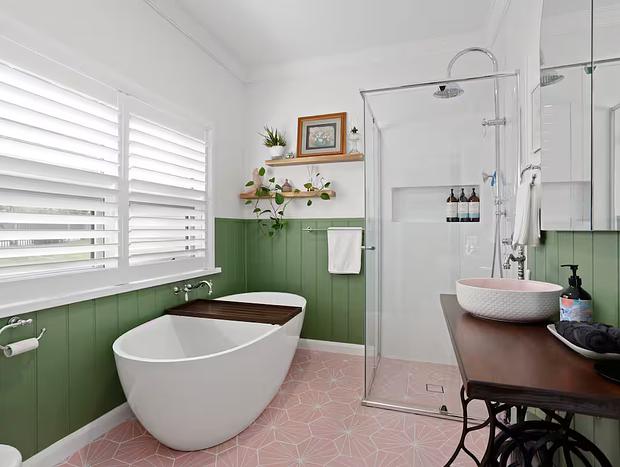 Photo 12 for Bubbles Place at 871 | Bell Birds and Mountain Views