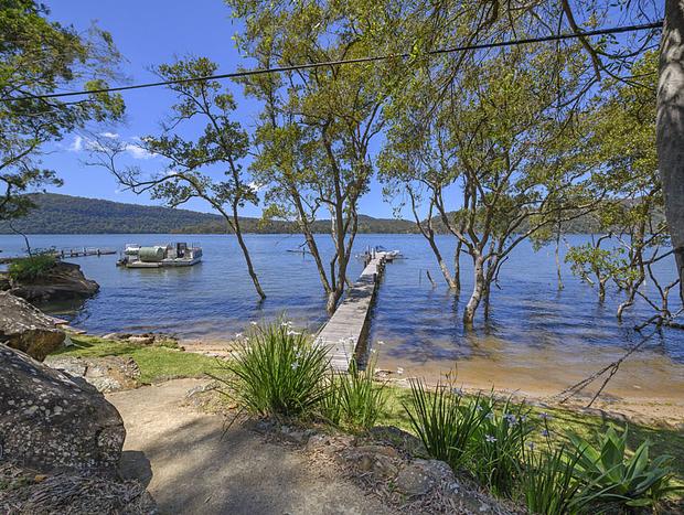 Photo 5 for Attunga - A Riverside Retreat