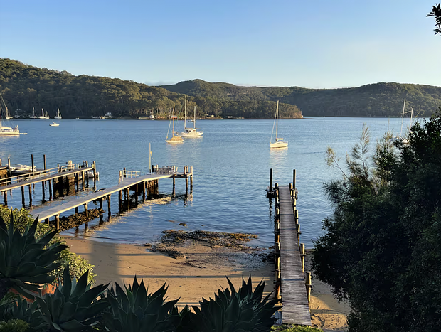 Photo 14 for Island Paradise - Waterfront Fishermans Cottage - Private Jetty and Beach