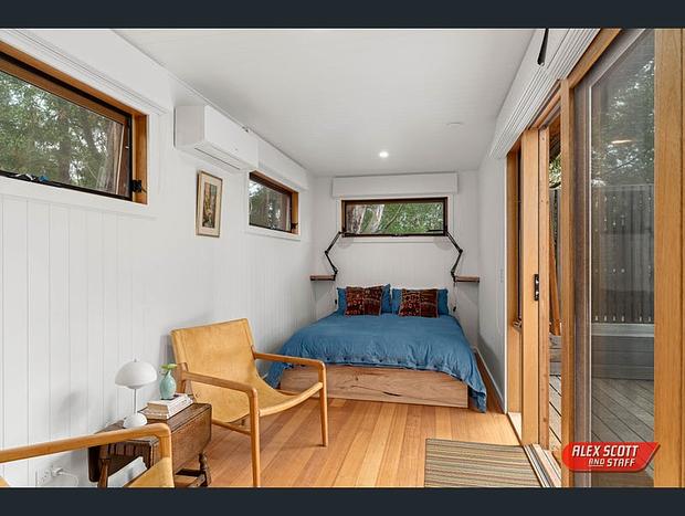 Photo 16 for Eco Shipping Container Home in the Bush 1