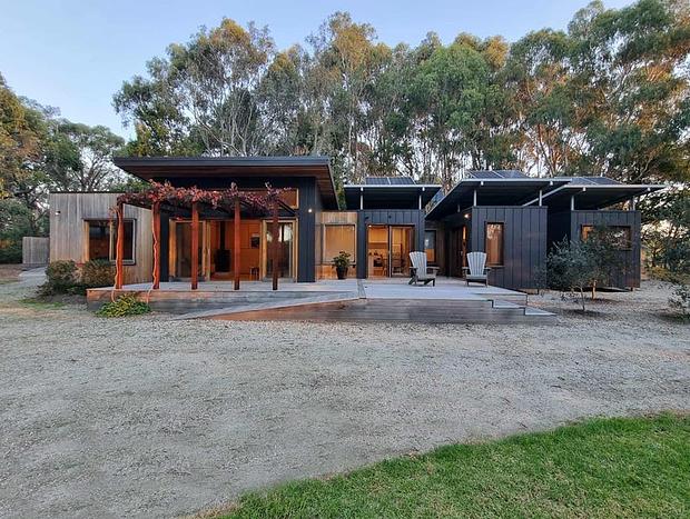 Photo 28 for Eco Shipping Container Home in the Bush 1
