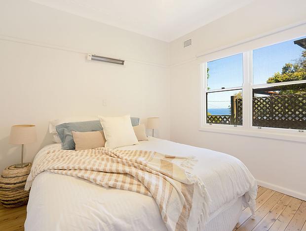 Photo 4 for 'Killcare Beach View' by HolidayCo.