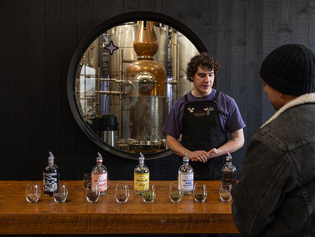Photo 4 for Gin tasting at 4 Pillars Distillery