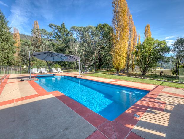 Photo 20 for Rustic Luxury Retreat for family & friends in the stunning Alpine Valley