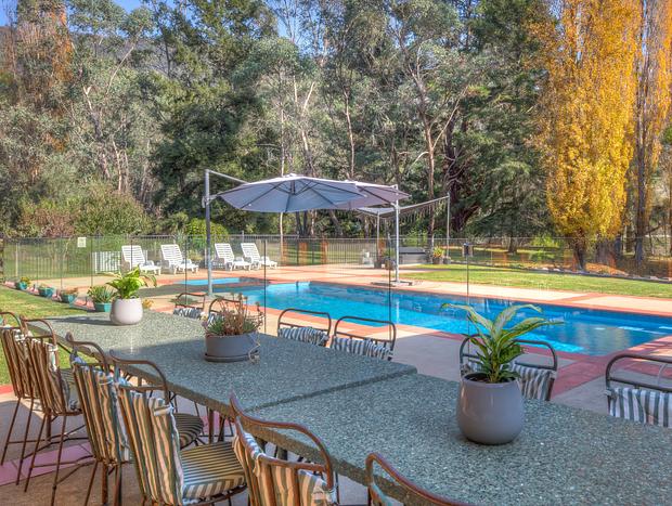 Photo 21 for Rustic Luxury Retreat for family & friends in the stunning Alpine Valley
