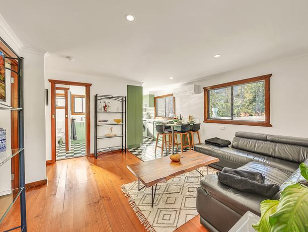 Photo 31 for Rustic Luxury Retreat for family & friends in the stunning Alpine Valley
