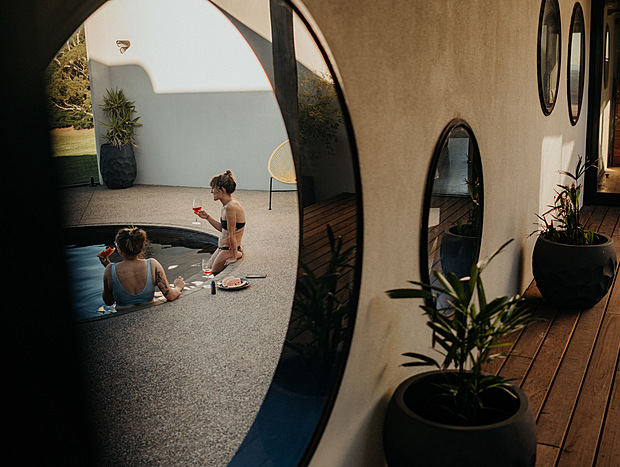 Photo 6 for Glass House on The Hills
