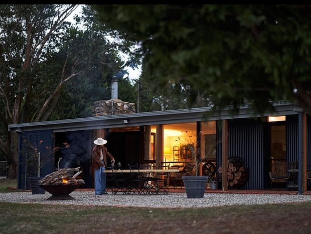 Photo 6 for Mingara Park Cottage