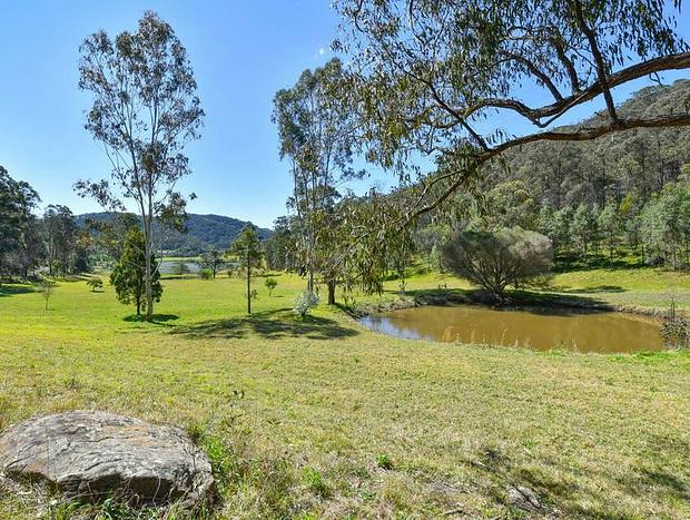 Photo 34 for Lowman Retreat - 1h45 from Syd CBD - Late Checkout