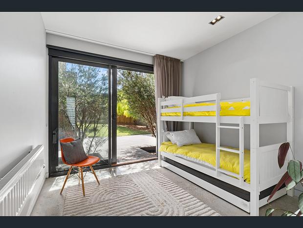 Photo 30 for Bay Retreat - Dog friendly holidays at Apollo Bay