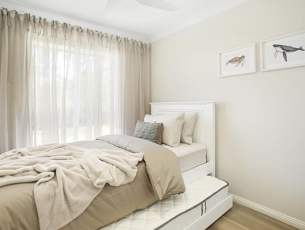 Photo 7 for Three Palms - Beautifully Renovated, Quiet - 5 min walk to the Beach