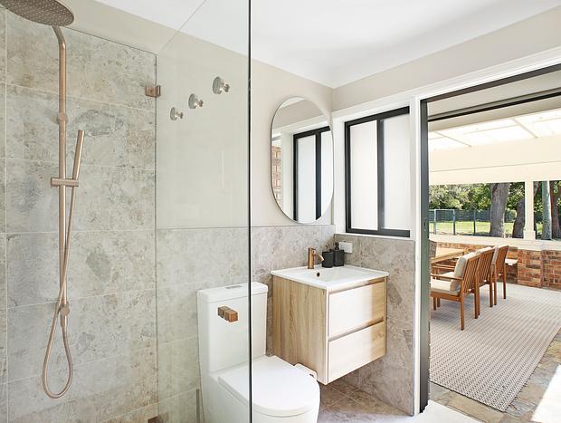 Photo 9 for Three Palms - Beautifully Renovated, Quiet - 5 min walk to the Beach
