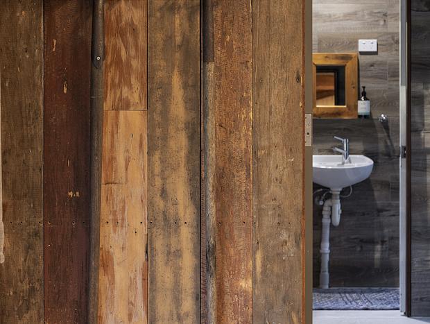 Photo 17 for Surf Barn
