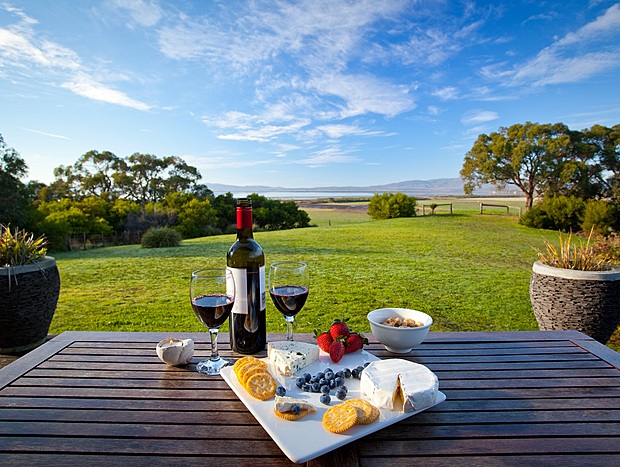 Photo 9 for Coastal View Cabins - Luxury Spa Cabin