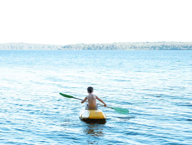 Photo 10 for Lakeside Retro Cottage For Couples
