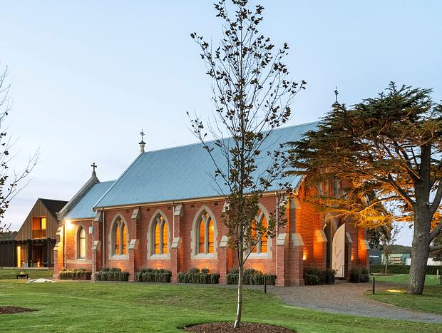 Photo 12 for Modern luxury at Dallah Chapel