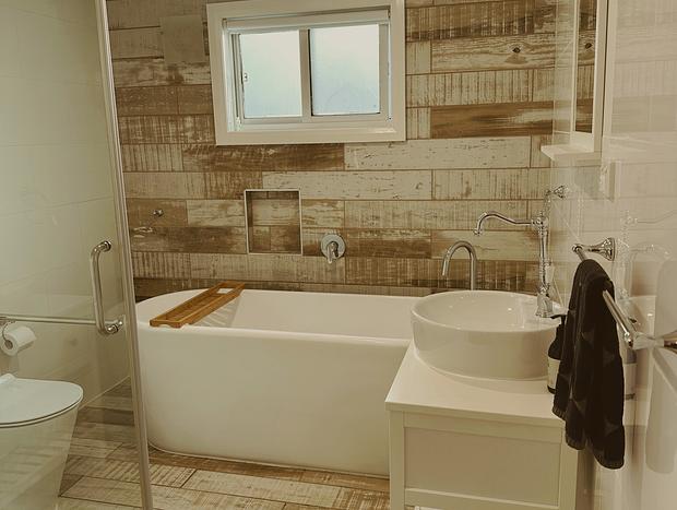 Photo 7 for Cosy Stays & Coastal Days