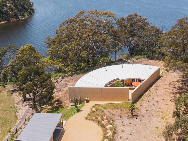 Photo 16 for Teulu House - Luxury Retreat in Nungurner