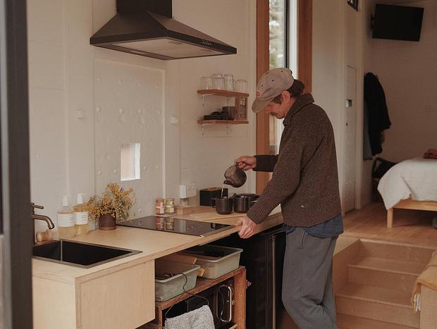 Photo 10 for Sannyside Tiny House