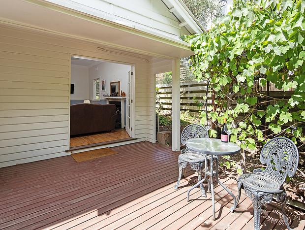 Photo 48 for '3 Sisters' - 3 Charming Cottages in Hepburn Springs - Opposite the bathhouse...