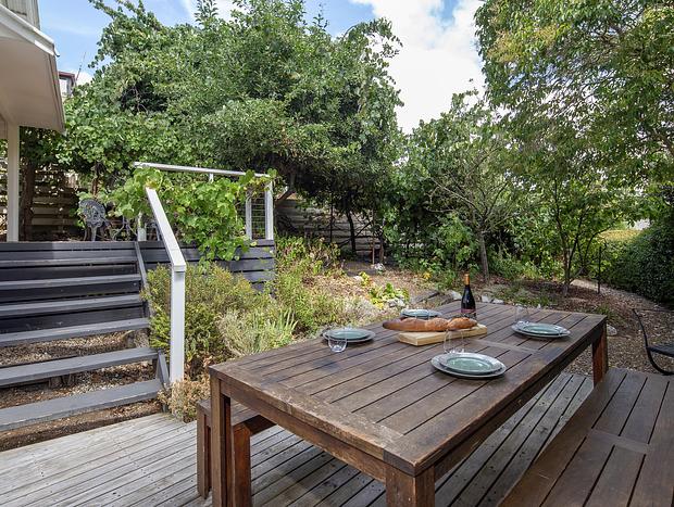 Photo 39 for '3 Sisters' - 2 Charming Cottages for 6 guests