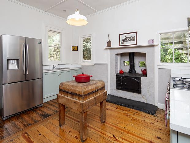 Photo 6 for '3 Sisters' - Ruby's Cottage