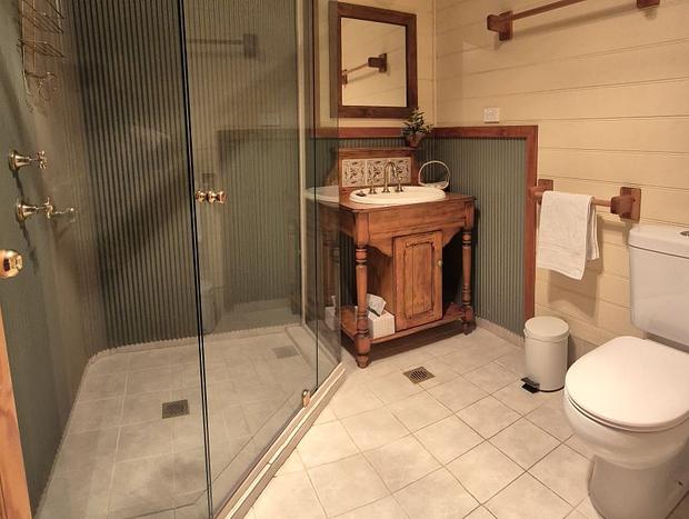 Photo 10 for Yarralaw Springs Vine Loft