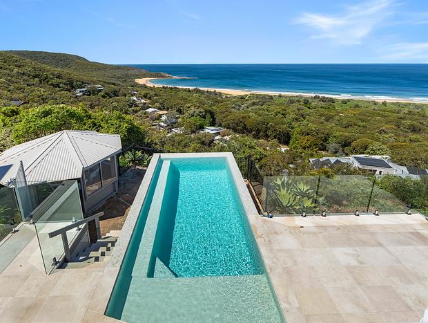 Photo 8 for '33 Degrees - Stunning Views' by HolidayCo.