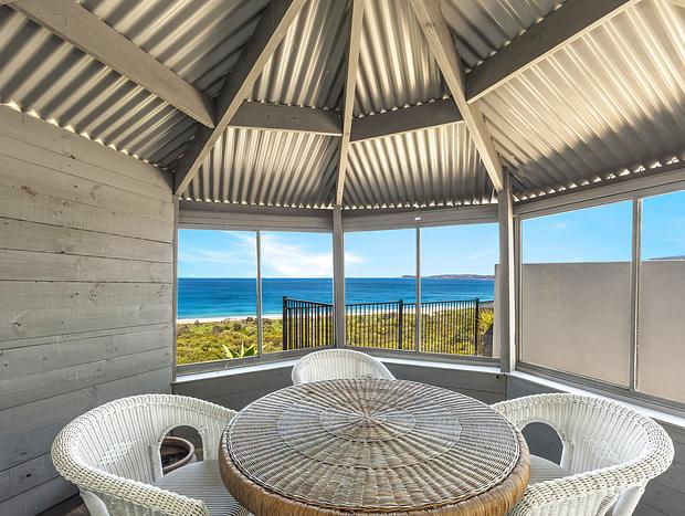 Photo 21 for '33 Degrees - Stunning Views' by HolidayCo.