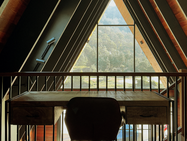 Photo 6 for Ashwood Aframe - Riverfront Luxe Retreat up to 6