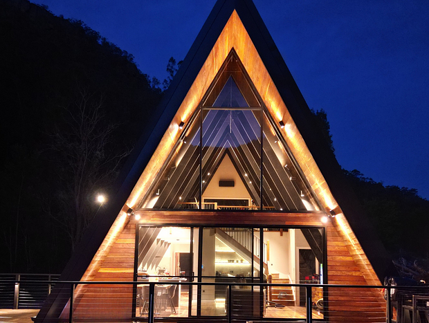Photo 10 for Ashwood Aframe - Riverfront Luxe Retreat up to 6