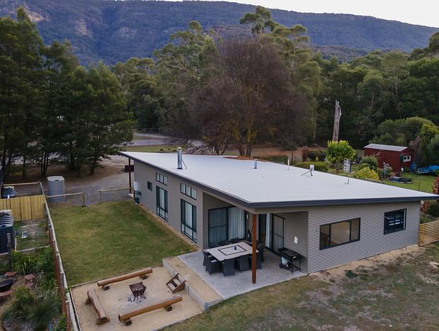 Photo 16 for Cheeky Emu Spacious Family Accommodation - Halls Gap