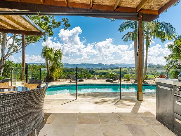 Photo 9 for Byron Bay Hinterlands Sunset House