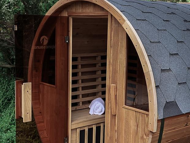 Photo 18 for The St Andrews Beach Lodge With Private Sauna And Outdoor Spa