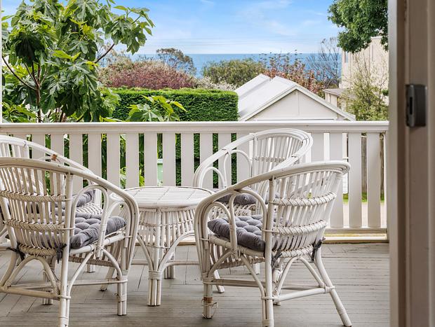 Photo 16 for Beachside Getaway - Dromana