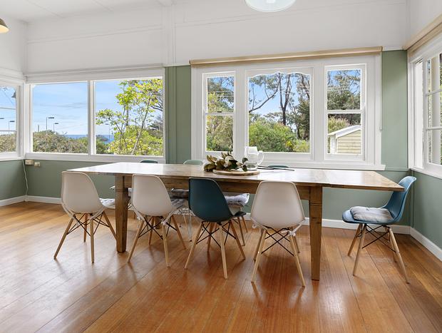Photo 27 for Beachside Getaway - Dromana