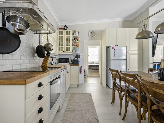 Photo 13 for The River Cottage