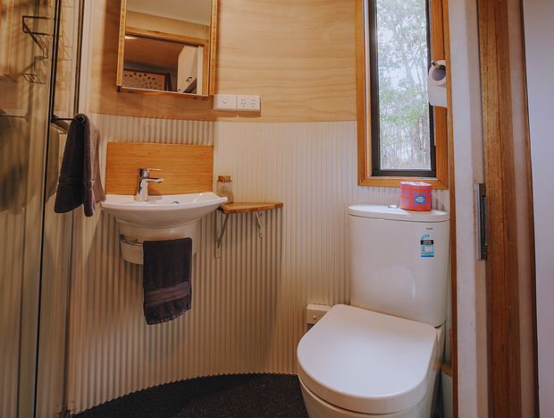 Photo 13 for Secluded Tiny House With Bath On Deck