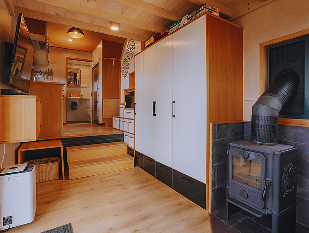 Photo 19 for Secluded Tiny House With Bath On Deck