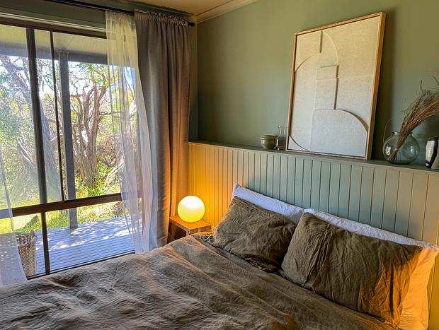 Photo 16 for Bushland Hideaway with Cinematic Outdoor Living