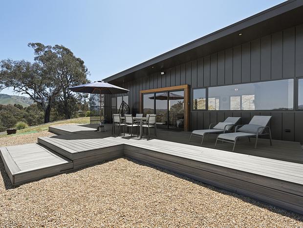 Photo 3 for The Hill House